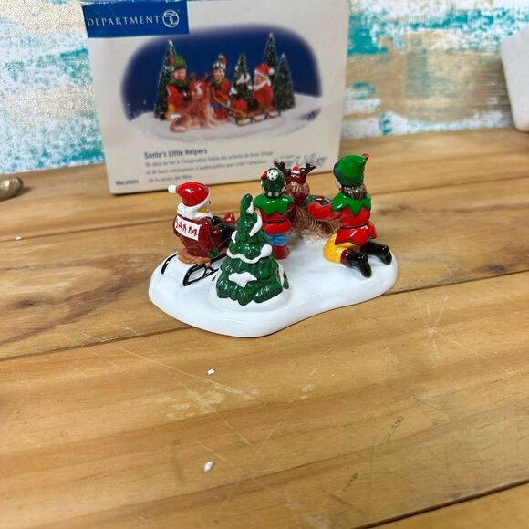 Dept. 56 Santa’s Little Helpers Children dog figurine #55025 Snow Village - Picture 3 of 4